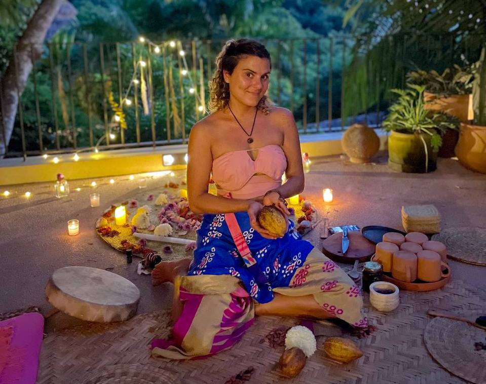 Sol Luciana holding a cacao ceremony in Sayulita