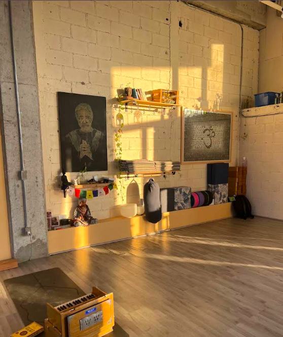 Casa Eter is the yoga community anchor of La Paz.