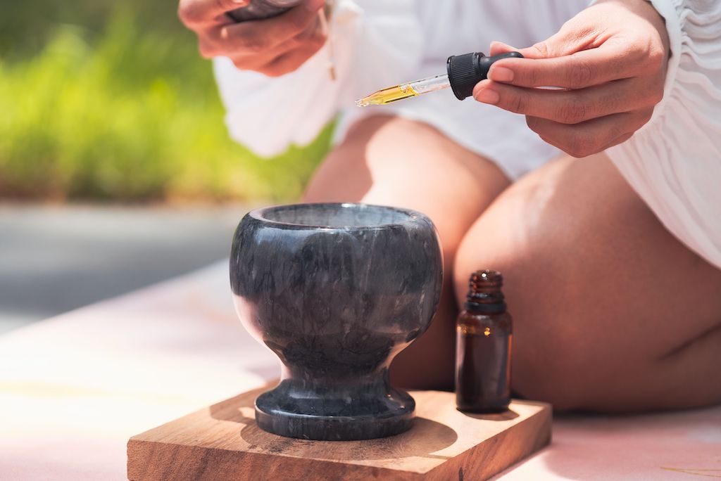The most immediately accessible Ayurvedic therapy, abhyanga involves the application of warm, herb-infused oil to the body.
