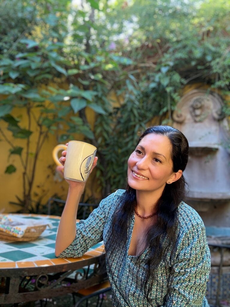 Yazbeth Ortiz is a holistic wellness coach based in San Miguel de Allende